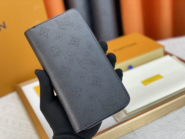 LVコピーウォレット正面デザイン